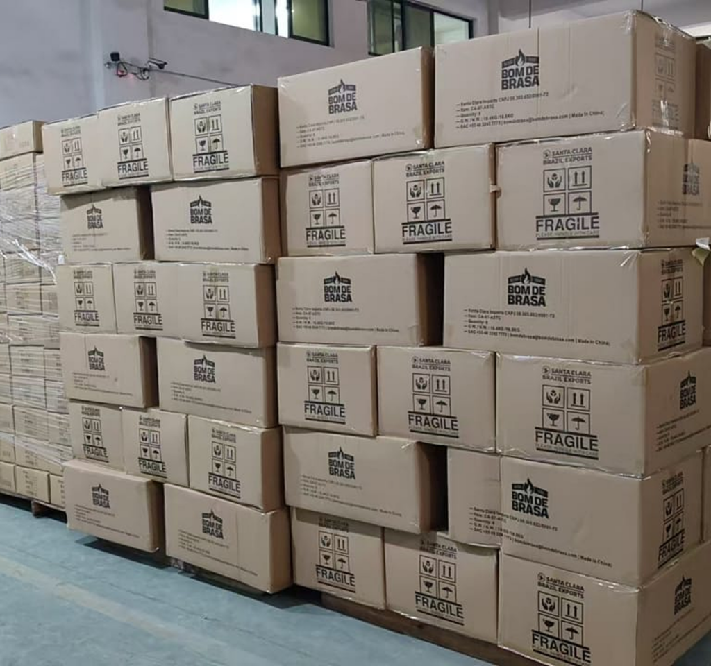 Estoque de churrasqueiras portáteis