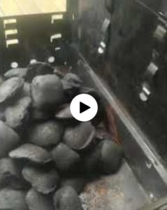 thumbnail churrasqueira portatil com 2 anos durabilidade